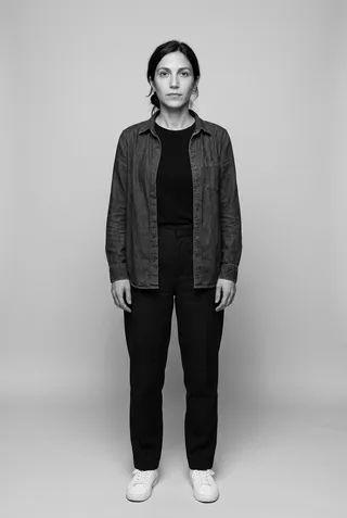Body, front