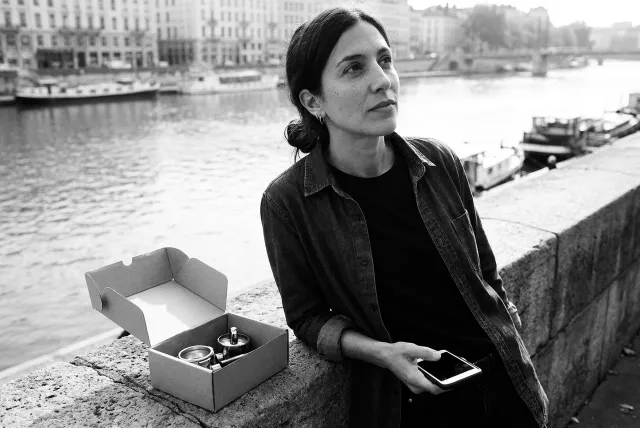Camille in Lyon, scene 3